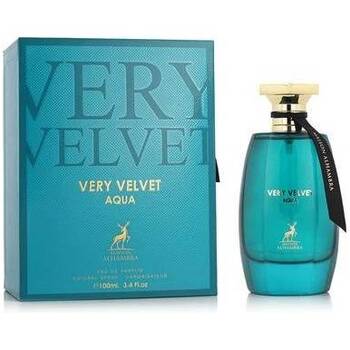 Very Velvet Aqua EDP
